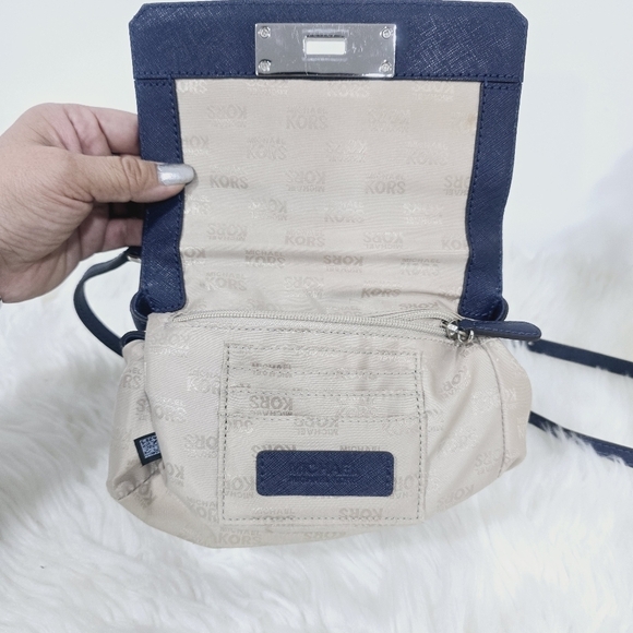 Michael kors callie navy crossbody bag - Picture 12 of 17